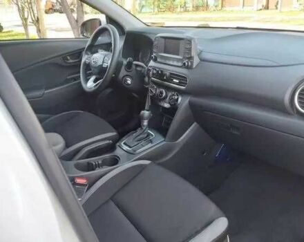 Белый Хендай Другая, объемом двигателя 2 л и пробегом 110 тыс. км за 9300 $, фото 7 на Automoto.ua