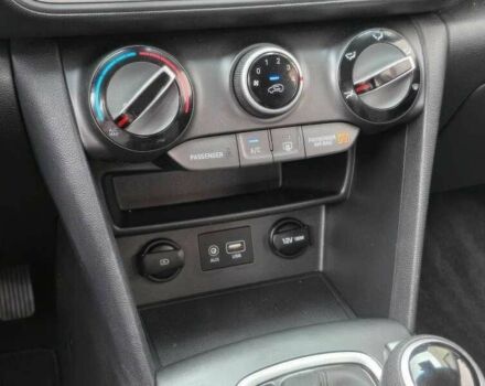 Білий Хендай Інша, об'ємом двигуна 2 л та пробігом 78 тис. км за 6000 $, фото 10 на Automoto.ua