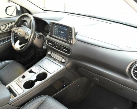 Белый Хендай Другая, объемом двигателя 0 л и пробегом 49 тыс. км за 12000 $, фото 12 на Automoto.ua