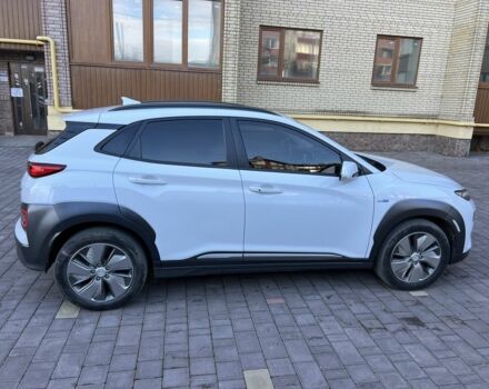 Белый Хендай Другая, объемом двигателя 0 л и пробегом 97 тыс. км за 16800 $, фото 5 на Automoto.ua