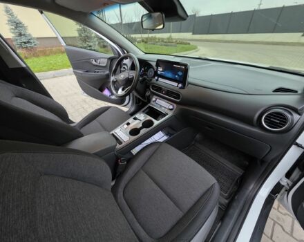 Белый Хендай Другая, объемом двигателя 0 л и пробегом 83 тыс. км за 14999 $, фото 5 на Automoto.ua