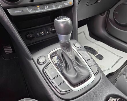 Белый Хендай Другая, объемом двигателя 1.6 л и пробегом 49 тыс. км за 15000 $, фото 10 на Automoto.ua