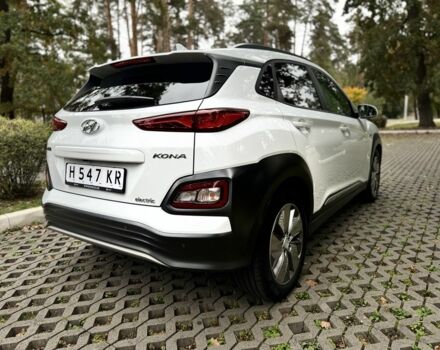 Белый Хендай Другая, объемом двигателя 0 л и пробегом 103 тыс. км за 17699 $, фото 7 на Automoto.ua