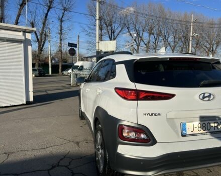 Белый Хендай Другая, объемом двигателя 0 л и пробегом 109 тыс. км за 16204 $, фото 21 на Automoto.ua