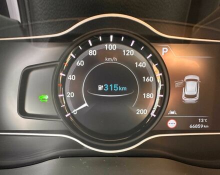 Белый Хендай Другая, объемом двигателя 0 л и пробегом 68 тыс. км за 17750 $, фото 10 на Automoto.ua