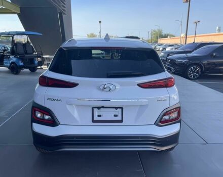 Білий Хендай Інша, об'ємом двигуна 0 л та пробігом 34 тис. км за 7600 $, фото 4 на Automoto.ua