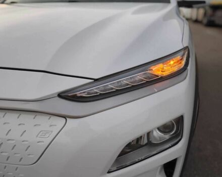 Білий Хендай Інша, об'ємом двигуна 0 л та пробігом 134 тис. км за 17777 $, фото 21 на Automoto.ua