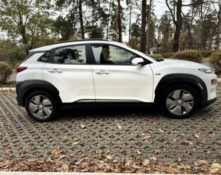 Белый Хендай Другая, объемом двигателя 0 л и пробегом 58 тыс. км за 17499 $, фото 1 на Automoto.ua