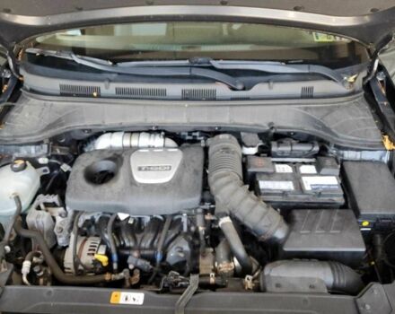 Белый Хендай Другая, объемом двигателя 0 л и пробегом 27 тыс. км за 3500 $, фото 10 на Automoto.ua