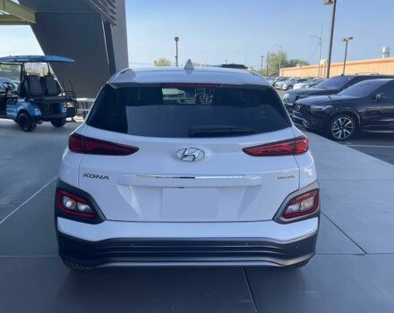 Белый Хендай Другая, объемом двигателя 0 л и пробегом 45 тыс. км за 9600 $, фото 4 на Automoto.ua