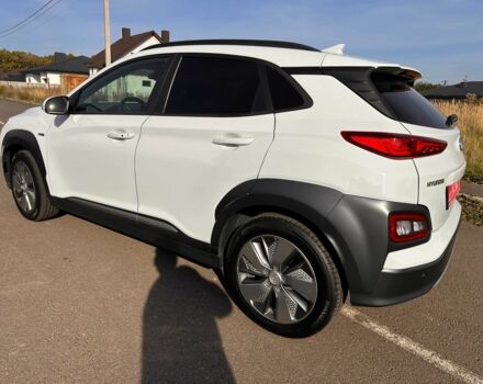 Белый Хендай Другая, объемом двигателя 0 л и пробегом 68 тыс. км за 17750 $, фото 4 на Automoto.ua