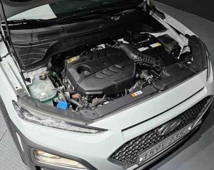 Белый Хендай Другая, объемом двигателя 1.6 л и пробегом 47 тыс. км за 13000 $, фото 4 на Automoto.ua