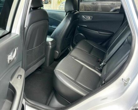 Белый Хендай Другая, объемом двигателя 0 л и пробегом 13 тыс. км за 14900 $, фото 8 на Automoto.ua