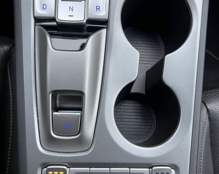 Белый Хендай Другая, объемом двигателя 0 л и пробегом 100 тыс. км за 19725 $, фото 22 на Automoto.ua