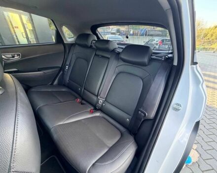 Белый Хендай Другая, объемом двигателя 0 л и пробегом 45 тыс. км за 12000 $, фото 8 на Automoto.ua