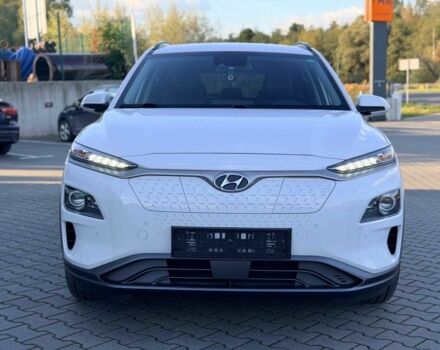 Белый Хендай Другая, объемом двигателя 0 л и пробегом 45 тыс. км за 12000 $, фото 2 на Automoto.ua