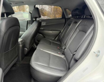 Белый Хендай Другая, объемом двигателя 0 л и пробегом 10 тыс. км за 14000 $, фото 9 на Automoto.ua