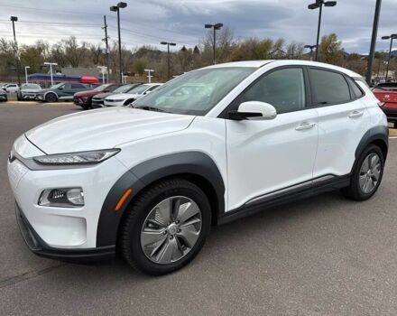 Белый Хендай Другая, объемом двигателя 0 л и пробегом 19 тыс. км за 10000 $, фото 1 на Automoto.ua