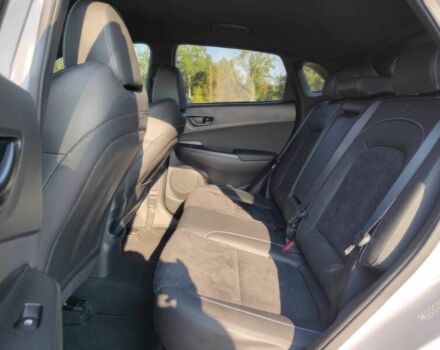 Белый Хендай Другая, объемом двигателя 2 л и пробегом 21 тыс. км за 26000 $, фото 12 на Automoto.ua