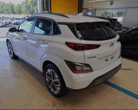 Белый Хендай Другая, объемом двигателя 2 л и пробегом 25 тыс. км за 16500 $, фото 3 на Automoto.ua