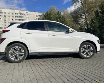 Белый Хендай Другая, объемом двигателя 0 л и пробегом 123 тыс. км за 18000 $, фото 2 на Automoto.ua