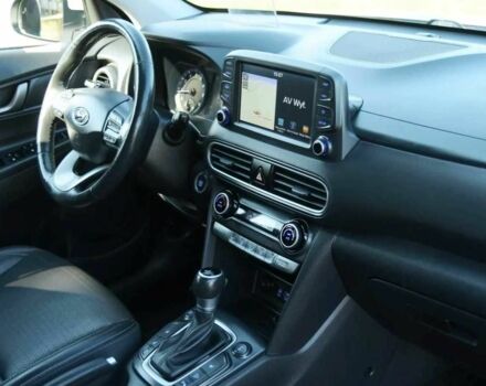 Белый Хендай Другая, объемом двигателя 2 л и пробегом 34 тыс. км за 14200 $, фото 5 на Automoto.ua