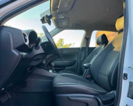 Белый Хендай Другая, объемом двигателя 1.6 л и пробегом 18 тыс. км за 4400 $, фото 9 на Automoto.ua