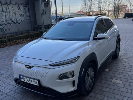 Белый Хендай Другая, объемом двигателя 0 л и пробегом 97 тыс. км за 16800 $, фото 1 на Automoto.ua