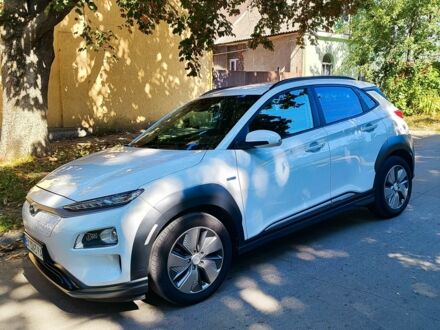 Белый Хендай Другая, объемом двигателя 0 л и пробегом 107 тыс. км за 16500 $, фото 1 на Automoto.ua