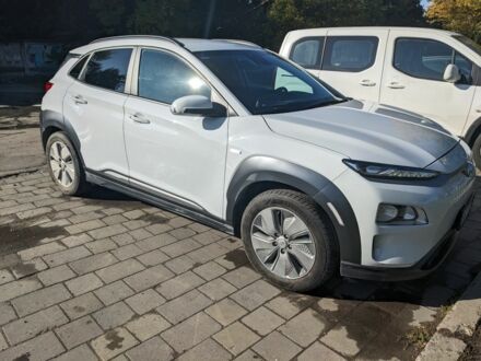 Белый Хендай Другая, объемом двигателя 0 л и пробегом 33 тыс. км за 15900 $, фото 1 на Automoto.ua