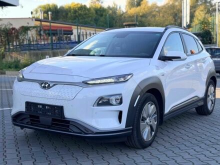 Белый Хендай Другая, объемом двигателя 0 л и пробегом 45 тыс. км за 12000 $, фото 1 на Automoto.ua