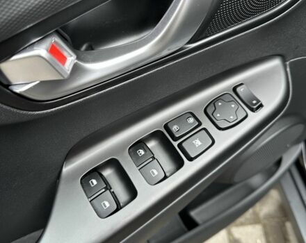 Черный Хендай Другая, объемом двигателя 0 л и пробегом 54 тыс. км за 16800 $, фото 13 на Automoto.ua