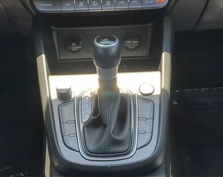 Чорний Хендай Інша, об'ємом двигуна 1.6 л та пробігом 11 тис. км за 8500 $, фото 7 на Automoto.ua