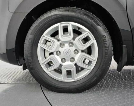 Чорний Хендай Інша, об'ємом двигуна 2.2 л та пробігом 29 тис. км за 22300 $, фото 15 на Automoto.ua