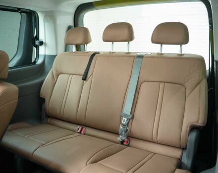 Черный Хендай Другая, объемом двигателя 2.2 л и пробегом 1 тыс. км за 62143 $, фото 5 на Automoto.ua