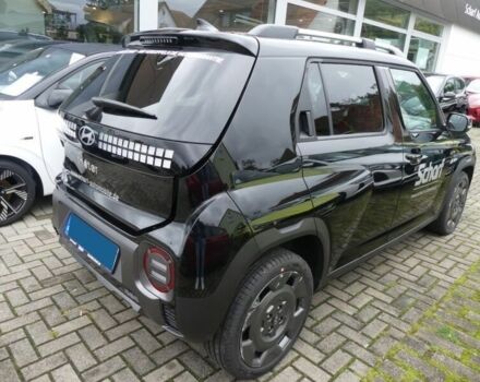 Черный Хендай Другая, объемом двигателя 0 л и пробегом 348 тыс. км за 11000 $, фото 6 на Automoto.ua