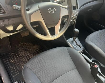 Чорний Хендай Інша, об'ємом двигуна 1.4 л та пробігом 10 тис. км за 10000 $, фото 5 на Automoto.ua