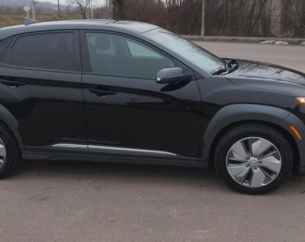 Чорний Хендай Інша, об'ємом двигуна 0 л та пробігом 115 тис. км за 16000 $, фото 3 на Automoto.ua