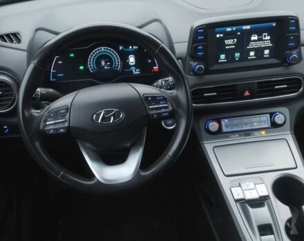 Чорний Хендай Інша, об'ємом двигуна 0 л та пробігом 115 тис. км за 16000 $, фото 7 на Automoto.ua