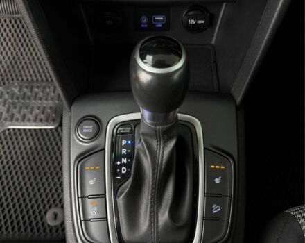 Черный Хендай Другая, объемом двигателя 0 л и пробегом 126 тыс. км за 13599 $, фото 23 на Automoto.ua