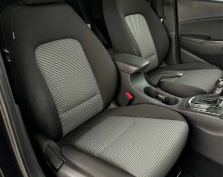 Черный Хендай Другая, объемом двигателя 0 л и пробегом 126 тыс. км за 13599 $, фото 15 на Automoto.ua