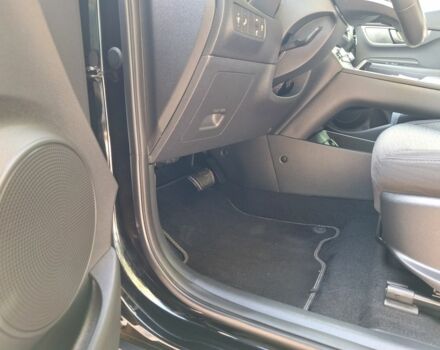 Черный Хендай Другая, объемом двигателя 0 л и пробегом 44 тыс. км за 17400 $, фото 6 на Automoto.ua