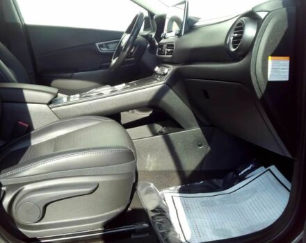 Черный Хендай Другая, объемом двигателя 0 л и пробегом 20 тыс. км за 9000 $, фото 6 на Automoto.ua