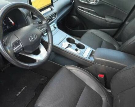 Черный Хендай Другая, объемом двигателя 0 л и пробегом 45 тыс. км за 11200 $, фото 8 на Automoto.ua