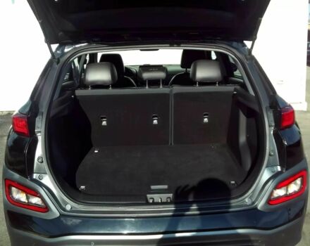 Черный Хендай Другая, объемом двигателя 0 л и пробегом 20 тыс. км за 9000 $, фото 12 на Automoto.ua