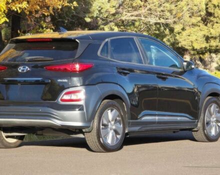 Черный Хендай Другая, объемом двигателя 0 л и пробегом 17 тыс. км за 8000 $, фото 6 на Automoto.ua