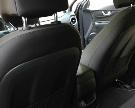Черный Хендай Другая, объемом двигателя 0 л и пробегом 141 тыс. км за 18350 $, фото 11 на Automoto.ua