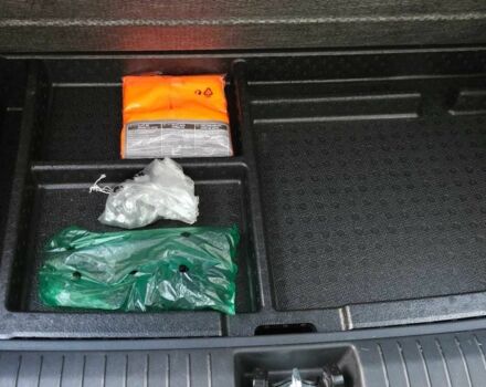 Черный Хендай Другая, объемом двигателя 0 л и пробегом 141 тыс. км за 18350 $, фото 20 на Automoto.ua