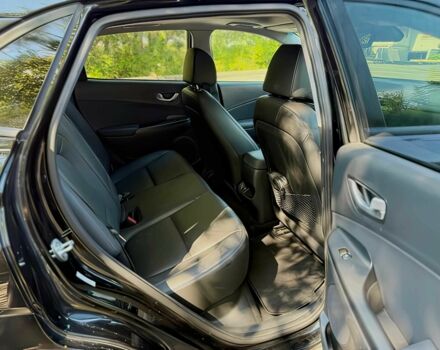 Черный Хендай Другая, объемом двигателя 0 л и пробегом 19 тыс. км за 12000 $, фото 11 на Automoto.ua