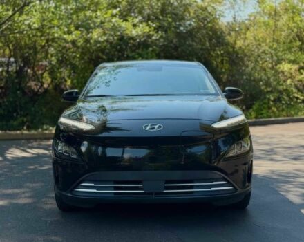 Черный Хендай Другая, объемом двигателя 0 л и пробегом 14 тыс. км за 13000 $, фото 1 на Automoto.ua